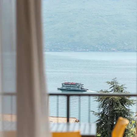 Dany Con Cucina Vista Piscina E Parcheggio 加尔尼亚诺